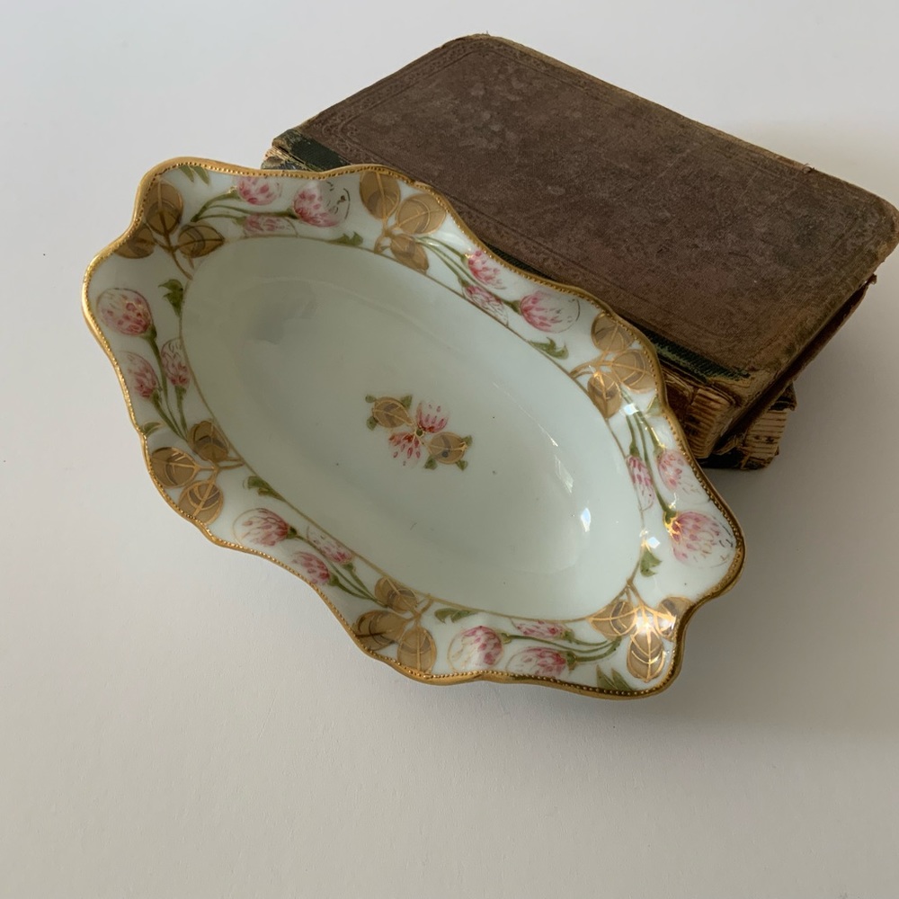 Handpainted Clover Dish